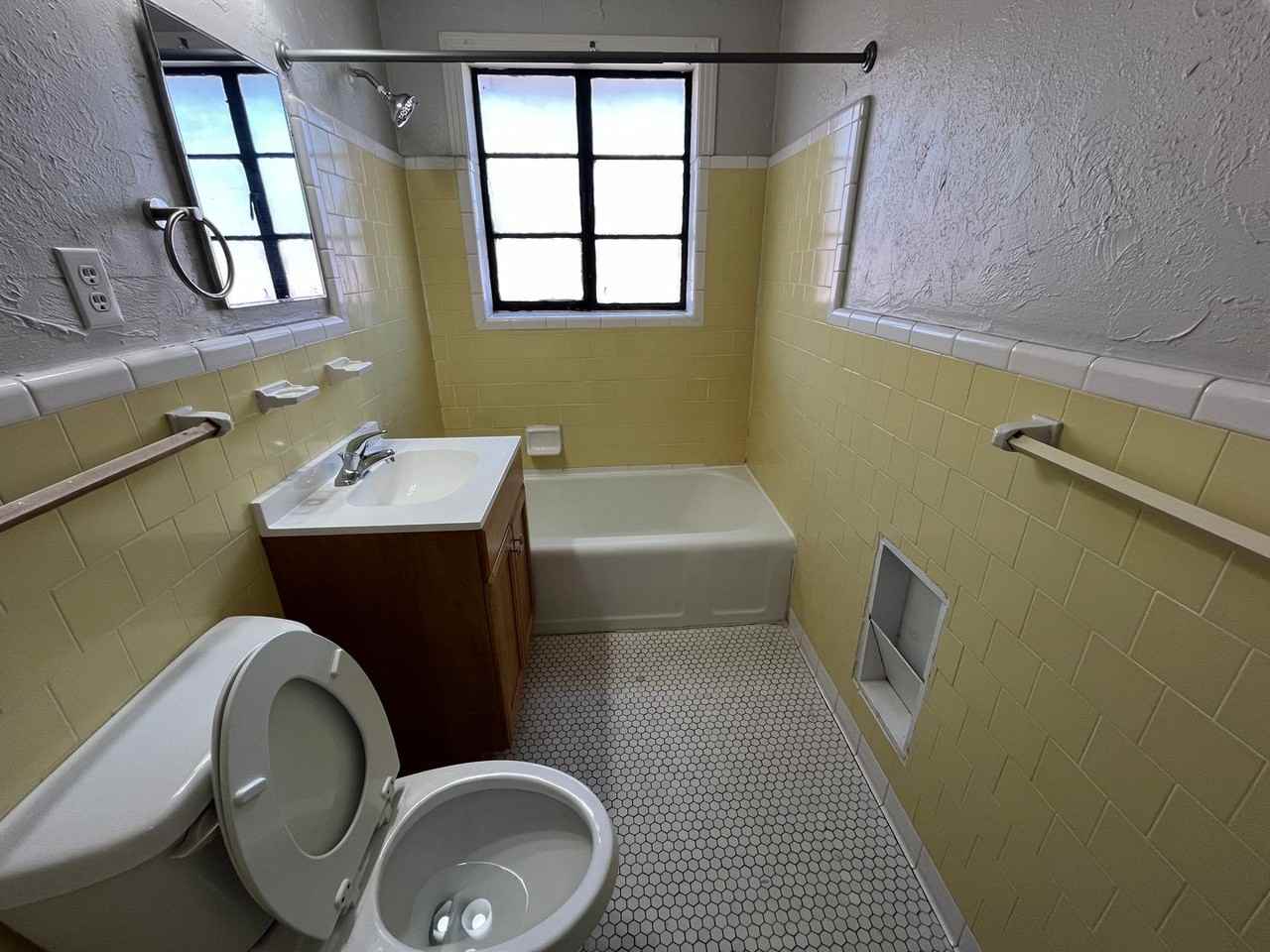 Native Lands Apartments - Photo 6 of 30