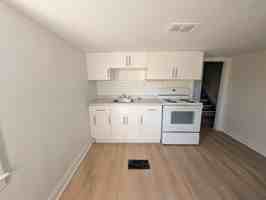 featured image of 6530 Ash St Unit 6