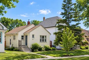 86 Cobourg Ave - Photo 1 of 1