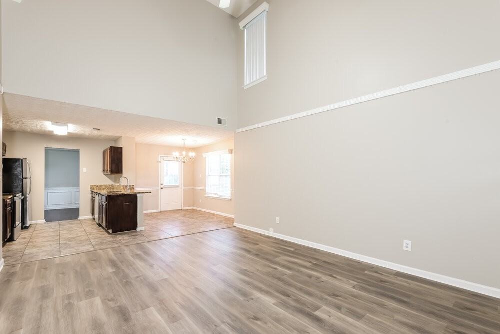 4286 Hathaway Ct Nw - Photo 5 of 17