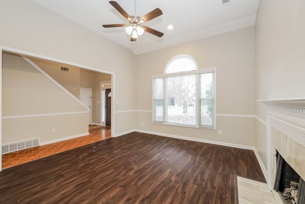 4123 Golf View Cv - Photo 5 of 17