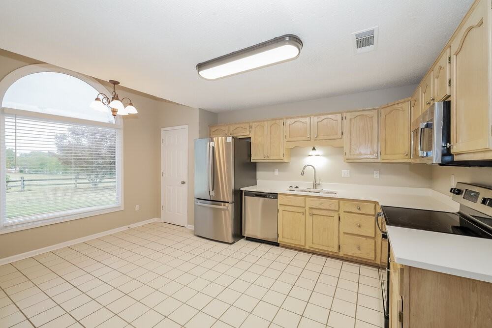 4123 Golf View Cv - Photo 7 of 17