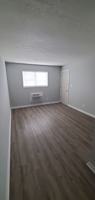 featured image of 725 Akron Dr #H