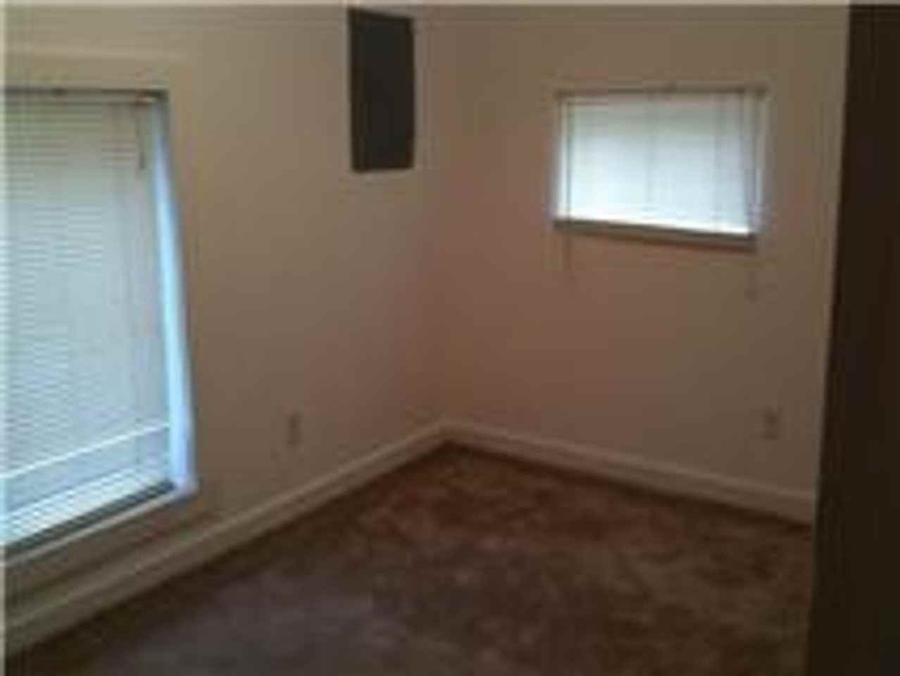 1209 and 1211 Elm - Photo 3 of 25