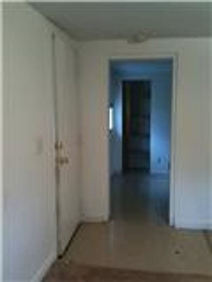 1209 and 1211 Elm - Photo 7 of 25