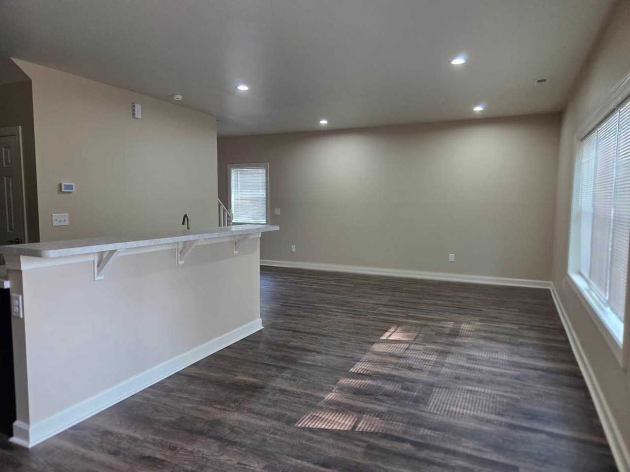 2813 Mclain St #C - Photo 5 of 13