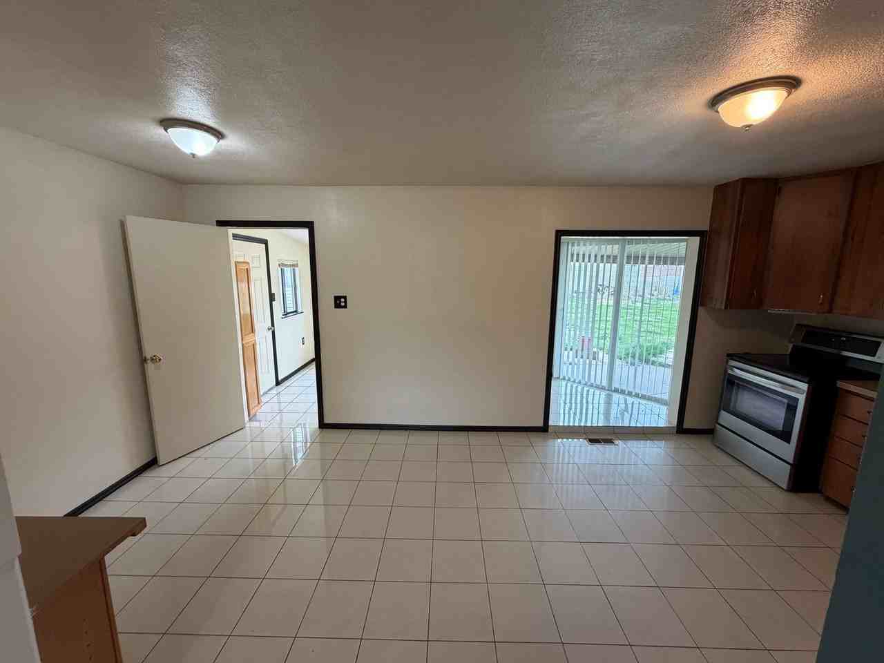 5004 S Pieper Blvd - Photo 4 of 19