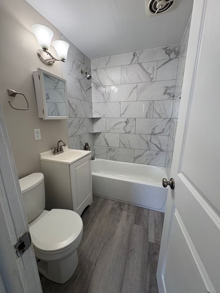 San Jose Towers 7124 - Photo 4 of 21