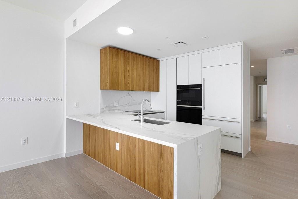 NE 14th St & Biscayne Blvd - Photo 6 of 25