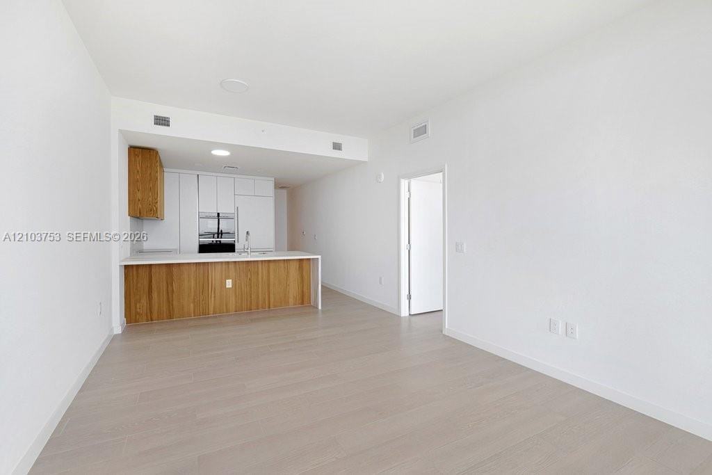 NE 14th St & Biscayne Blvd - Photo 3 of 25