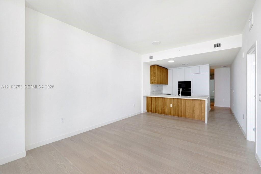 NE 14th St & Biscayne Blvd - Photo 4 of 25