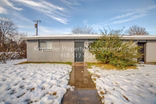 1072 N Irvington Ave Apt B #Apt B - Photo 1 of 1