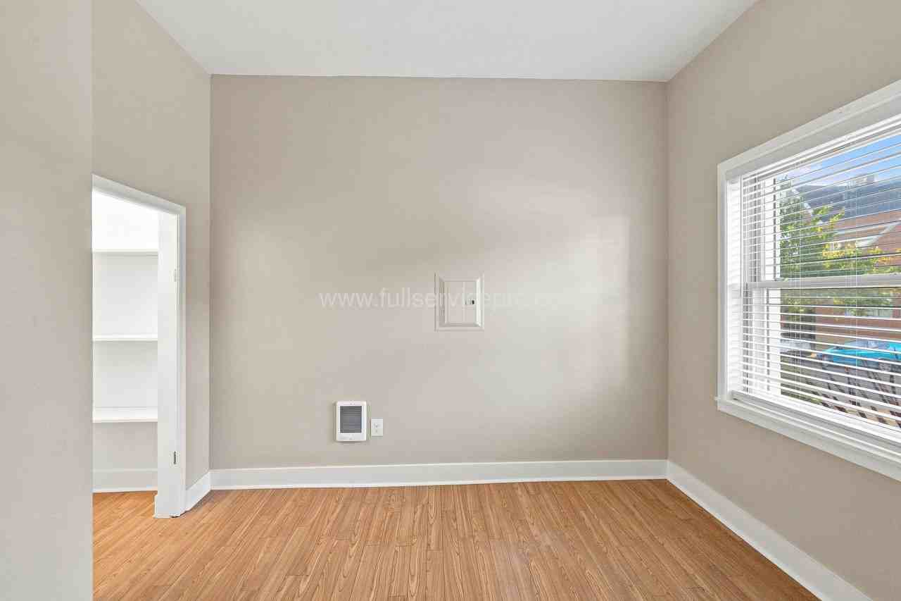 4307 Sw Myrtle St - Photo 4 of 22