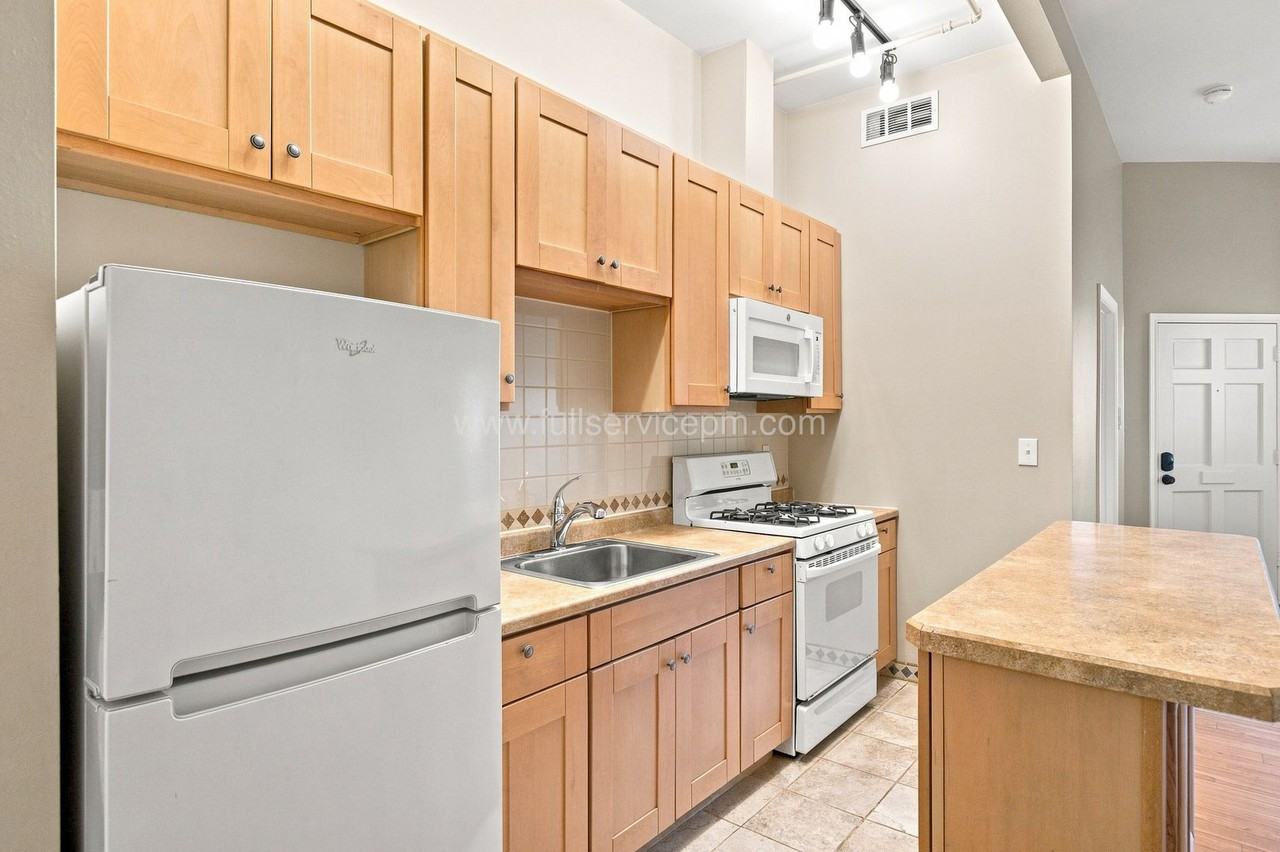 4307 Sw Myrtle St - Photo 7 of 22