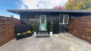 featured image of 3261 Blackthorn Way