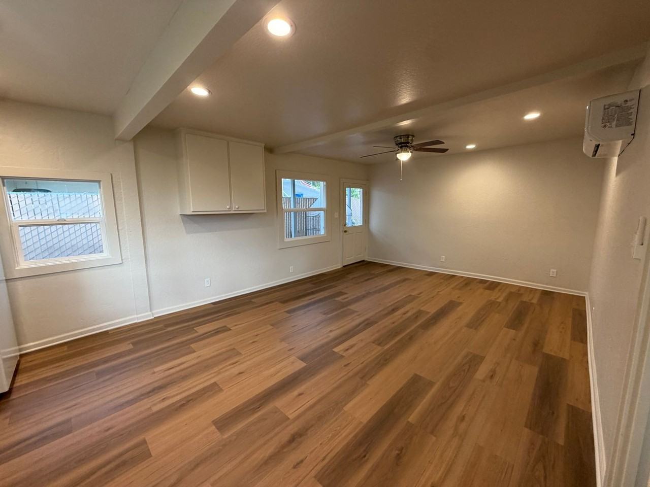 84 E Church Ln - Photo 3 of 9