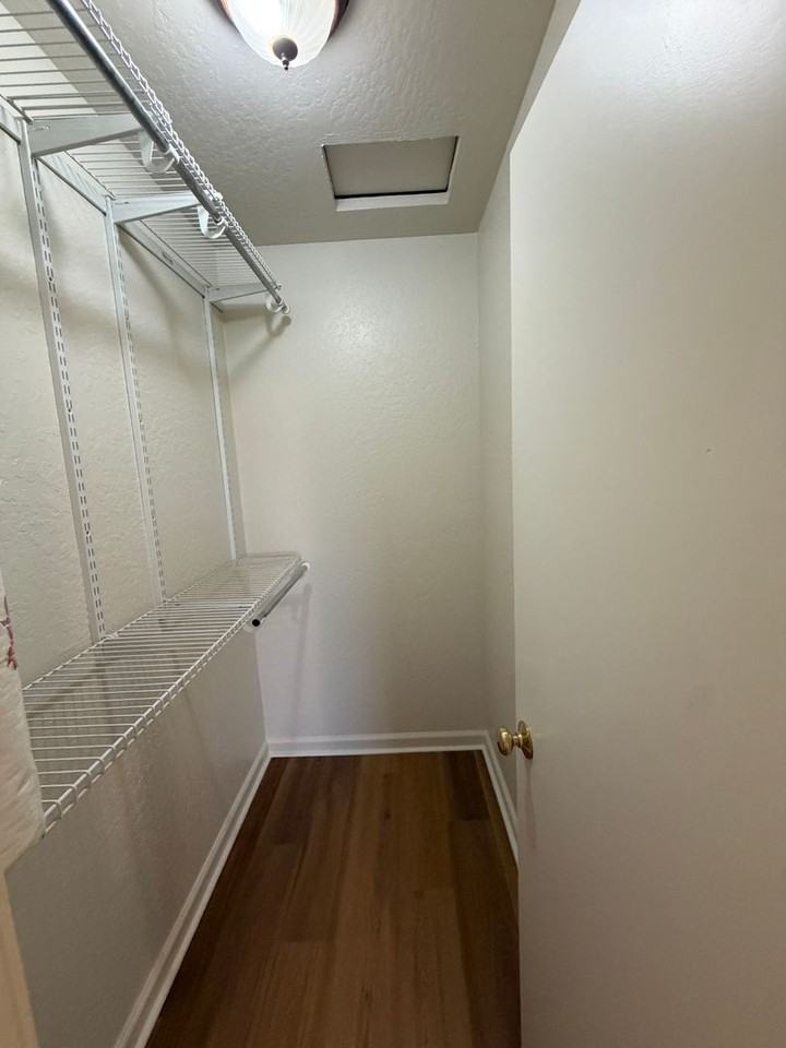 84 E Church Ln - Photo 7 of 9