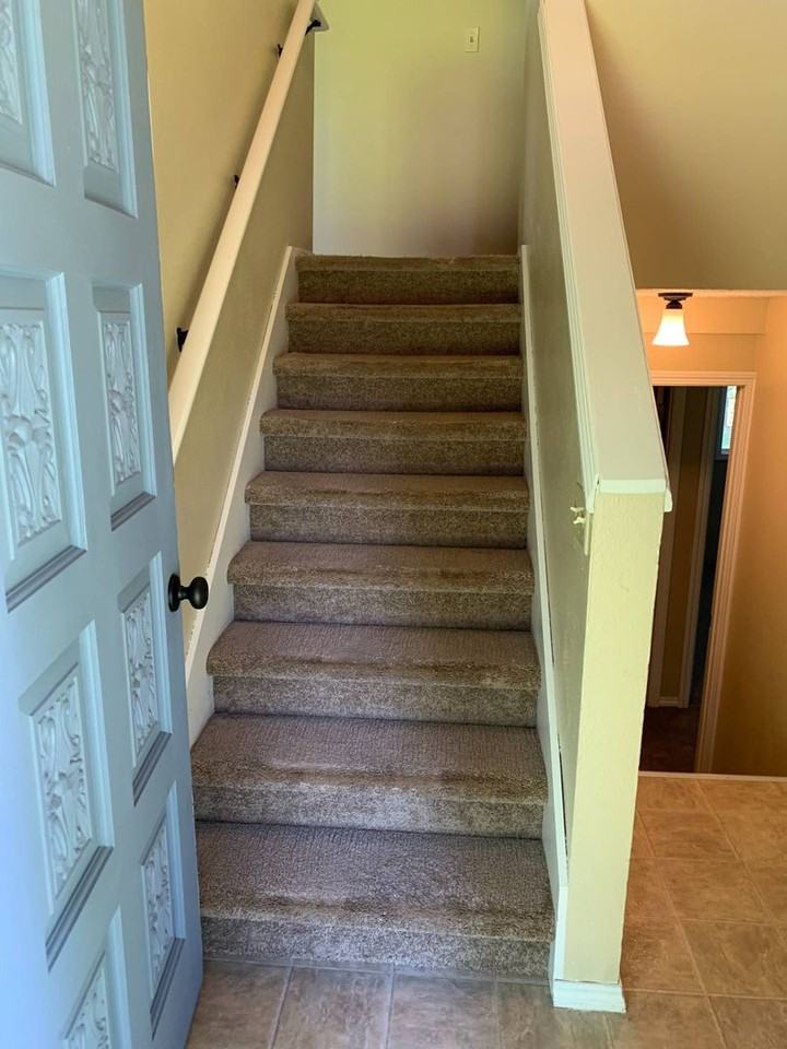 5605 Ne 114th St - Photo 2 of 8