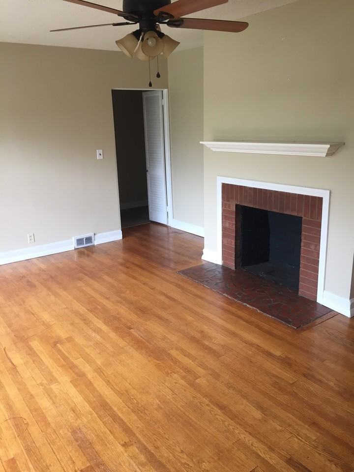 2709 Lullington Dr - Photo 4 of 16