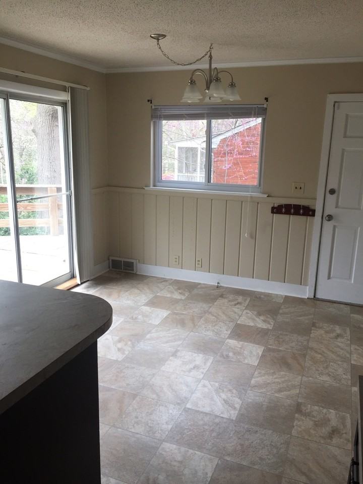 2709 Lullington Dr - Photo 6 of 16
