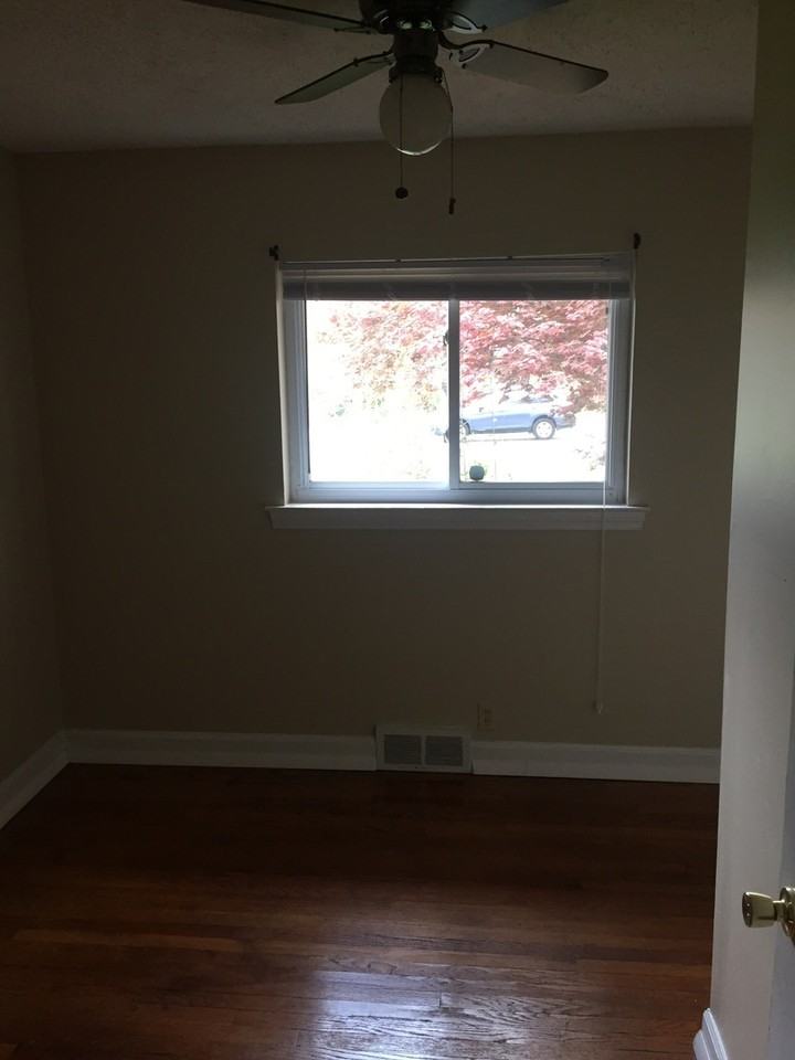2709 Lullington Dr - Photo 7 of 16