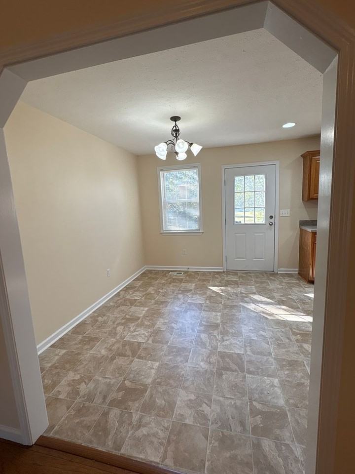 1503 5th Ave - Photo 6 of 21