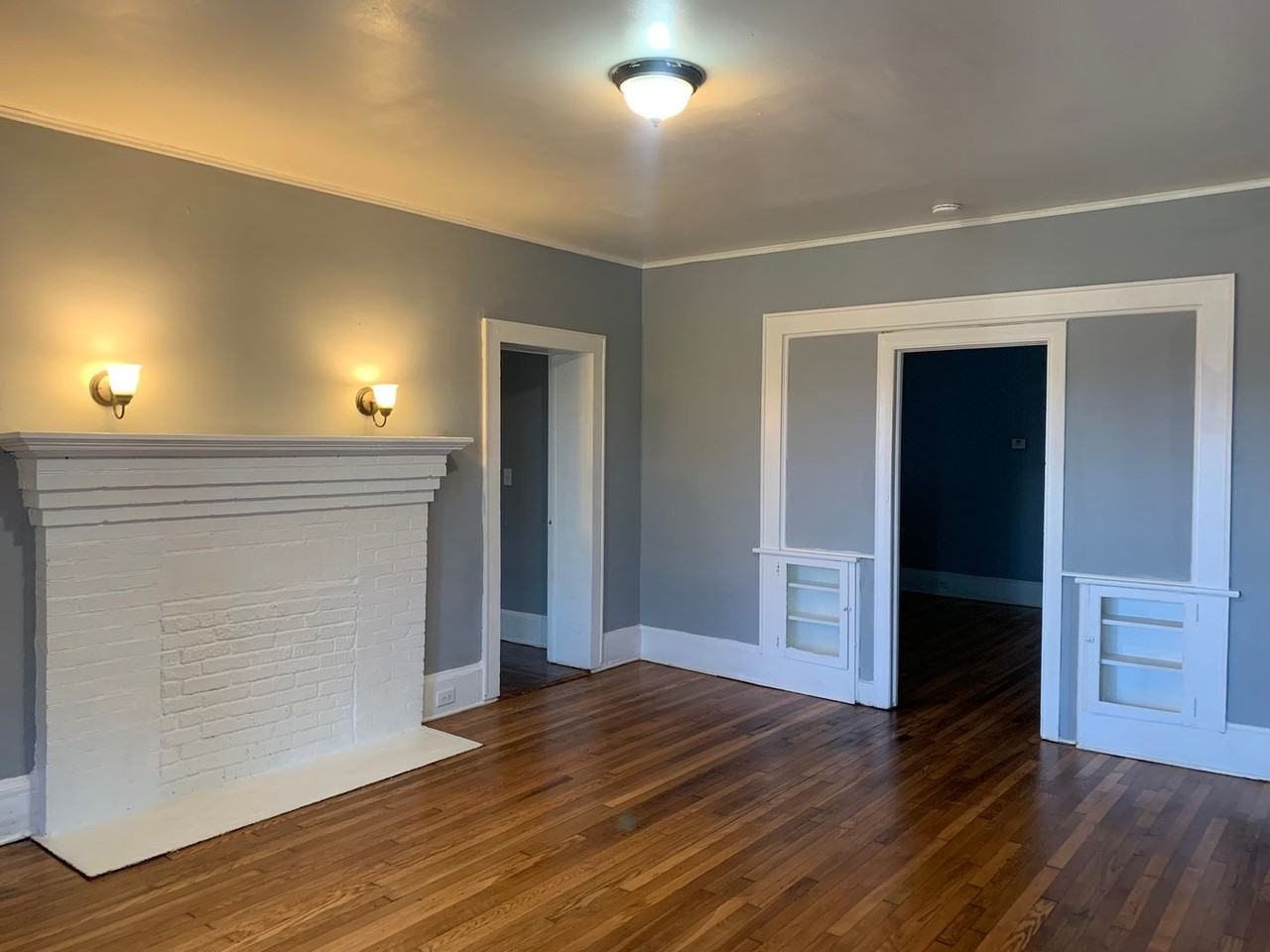 1215 Dearborn Ave - Photo 5 of 16