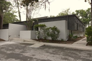 1205 Nw 9th Ave - Photo 1 of 1