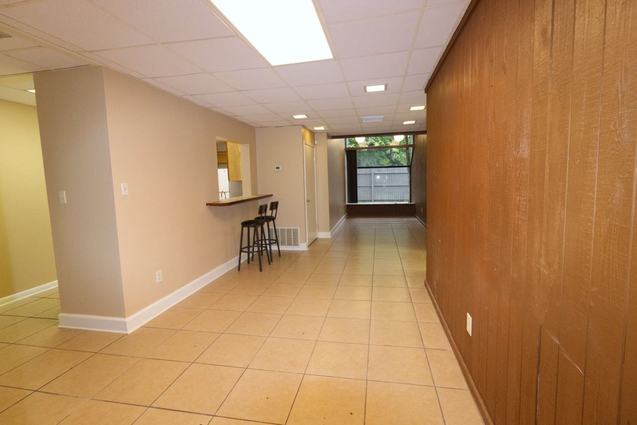 1205 Nw 9th Ave - Photo 3 of 25