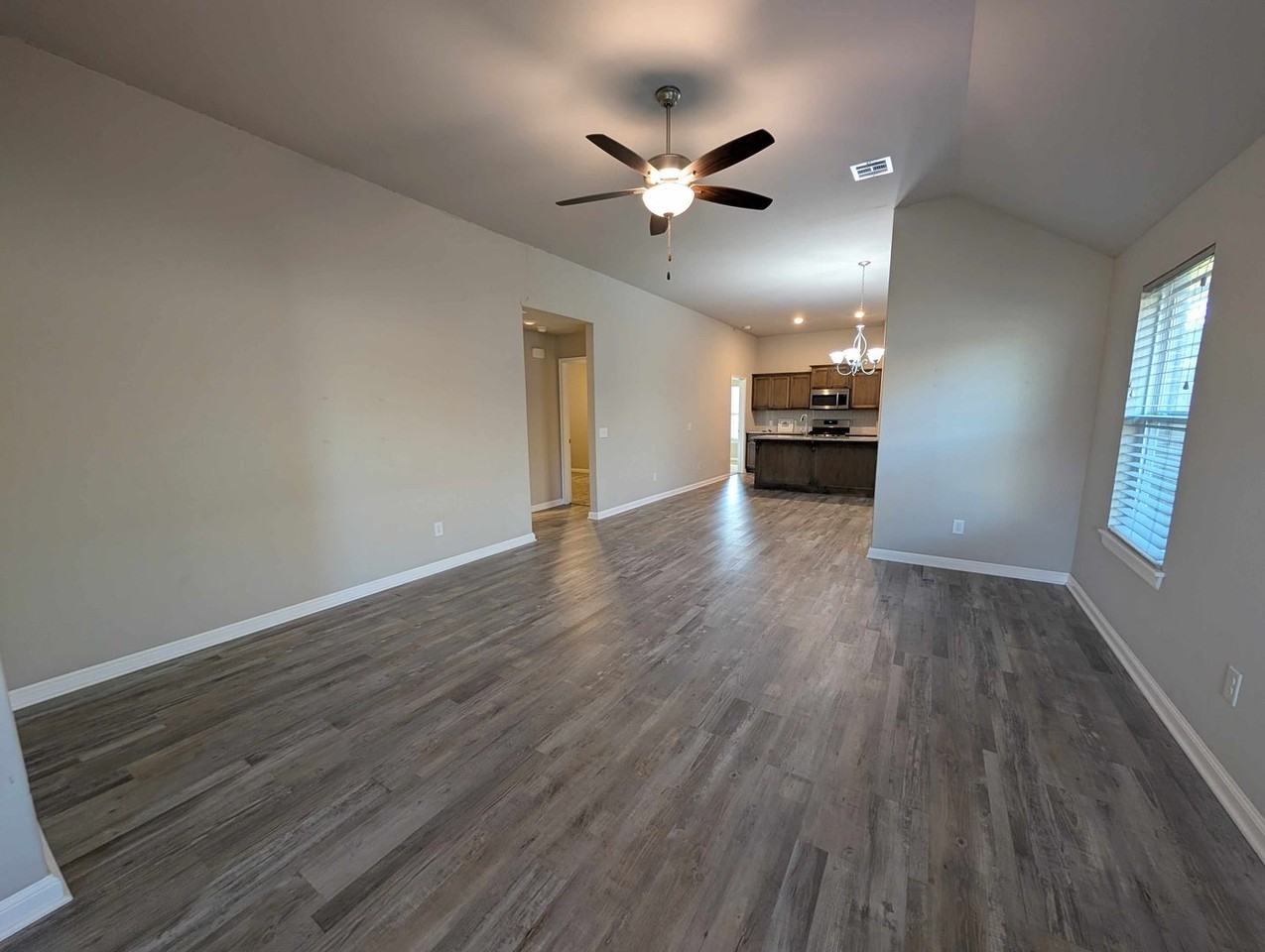 936 Sw 139th St - Photo 2 of 17