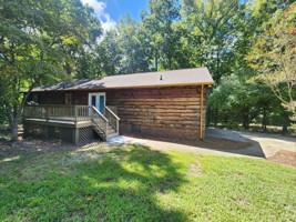 featured image of 9000 Oakridge Dr