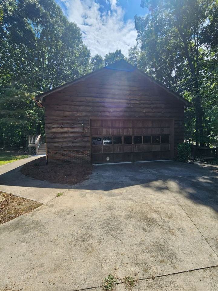 9000 Oakridge Dr - Photo 2 of 18