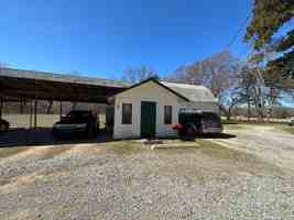 featured image of 1724 S Husband St