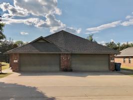 featured image of 1926 S Devin Lea St