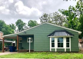 featured image of 1021 S Duncan St