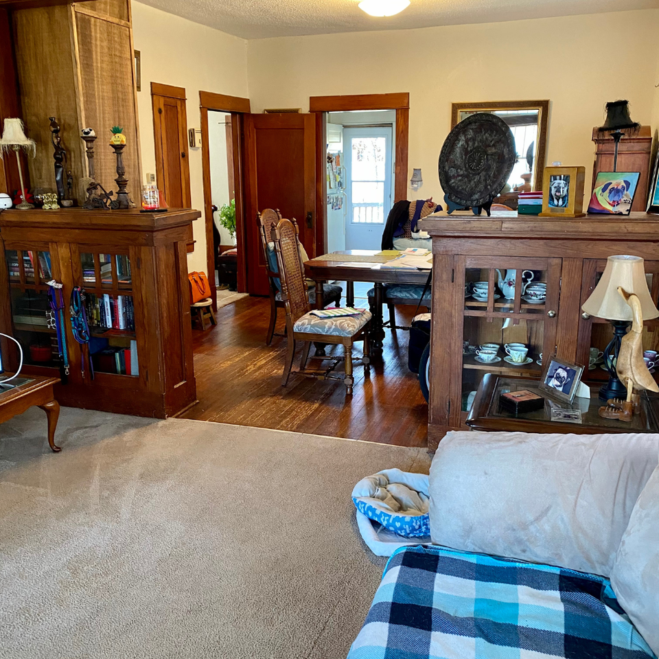 612 W 9th Ave - Photo 4 of 10