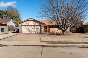 featured image of 1421 N Benjamin St