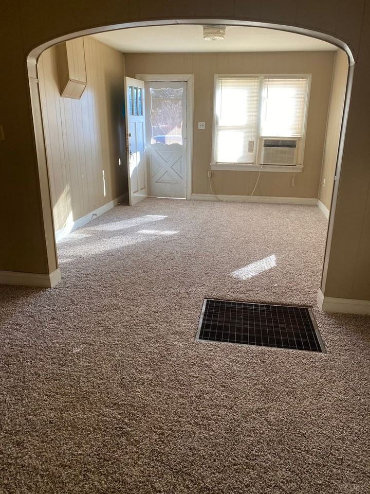 516 W 10th Ave - Photo 3 of 11
