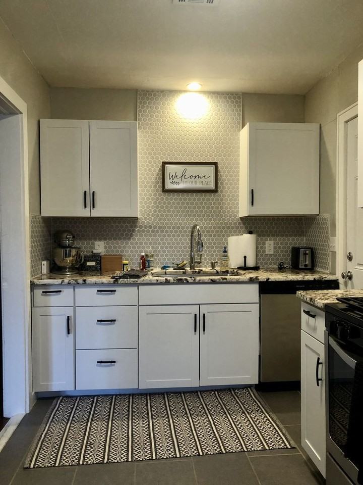 100 S Melrose Dr - Photo 5 of 9