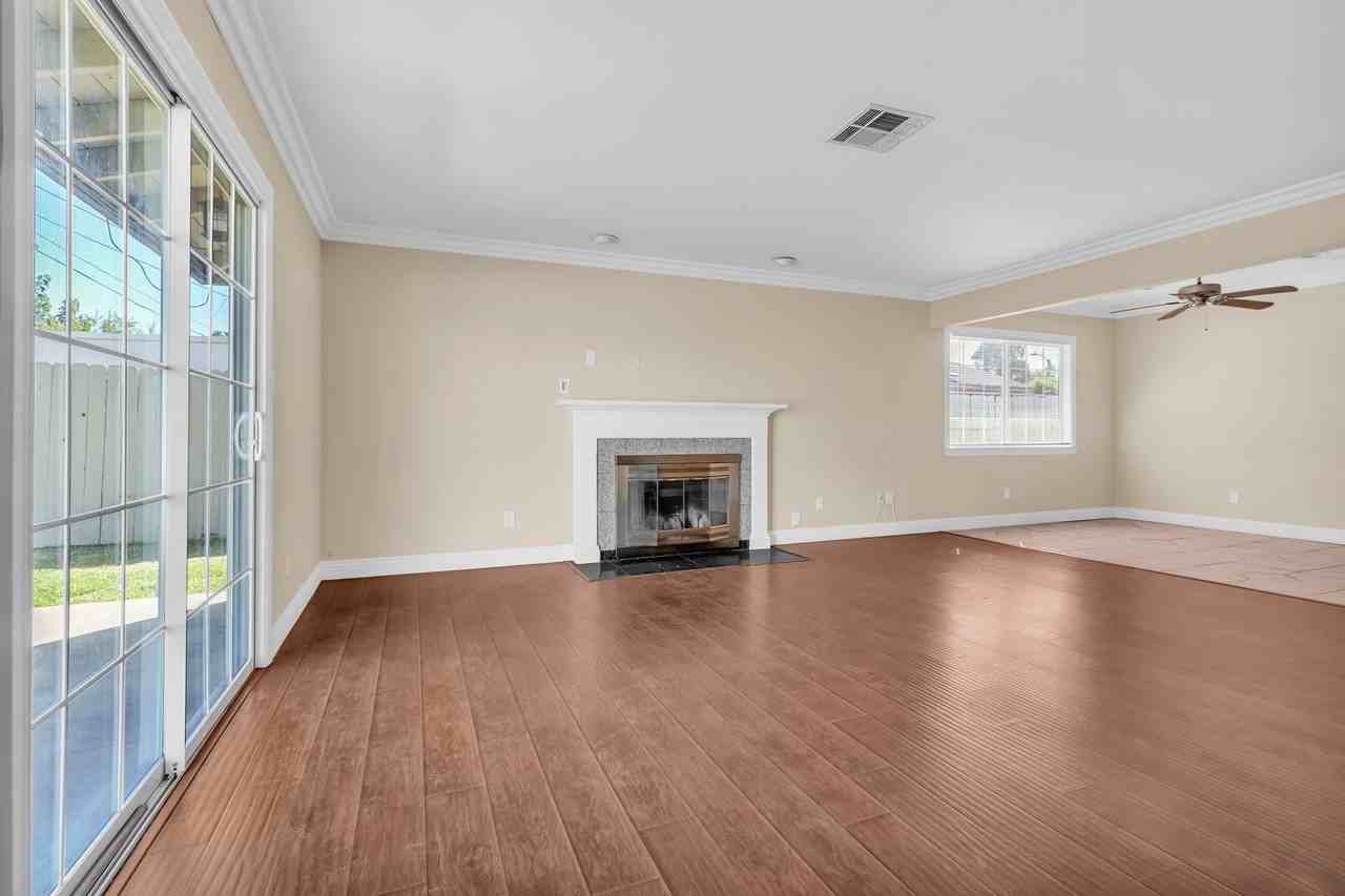 421 E Old Mill Rd - Photo 4 of 35