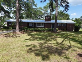 featured image of 1401 Magnolia St