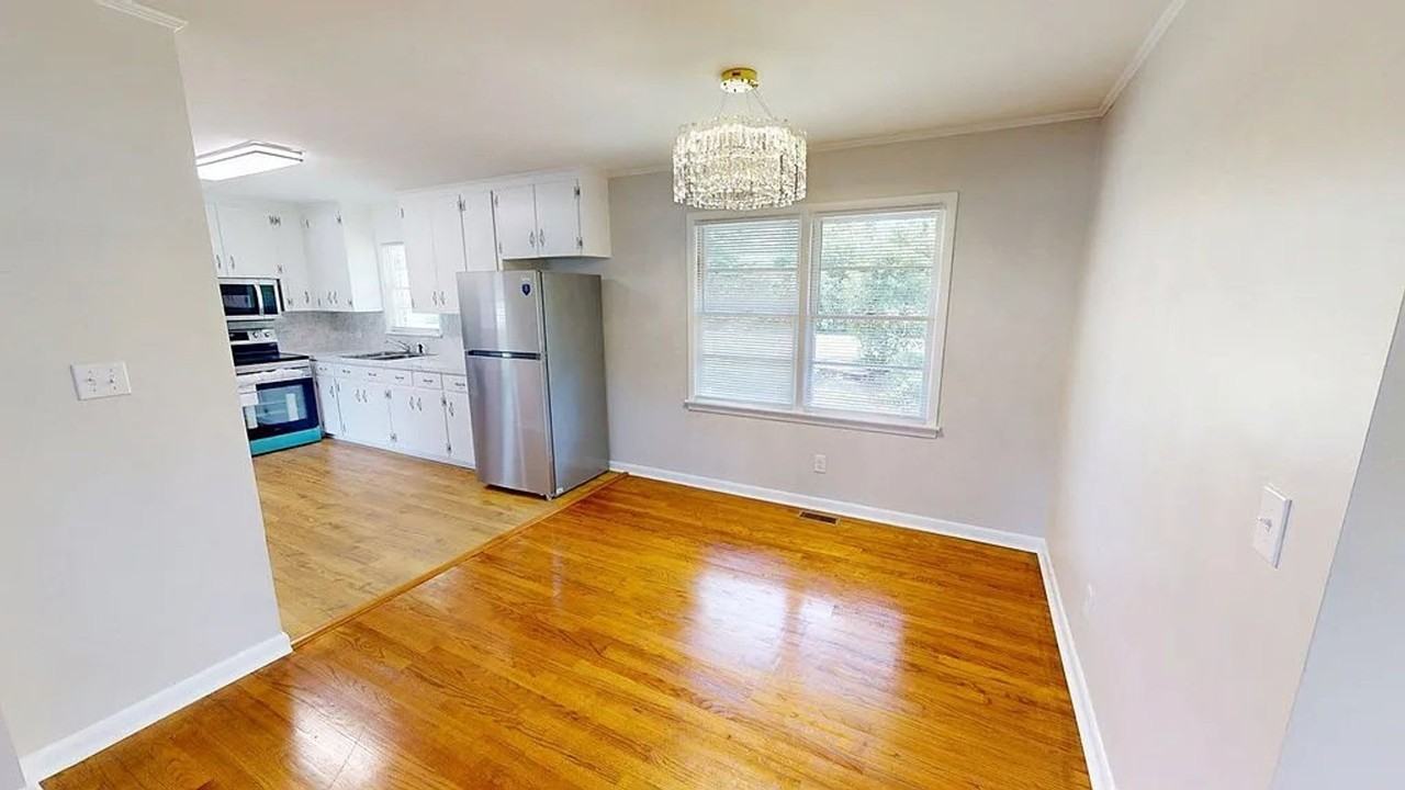 1401 Magnolia St - Photo 3 of 21