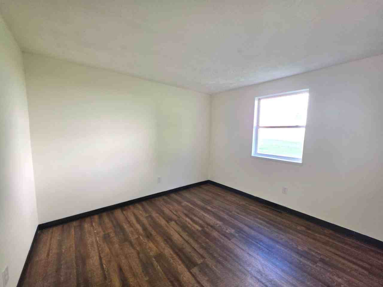 510 Julien Cir - Photo 5 of 8