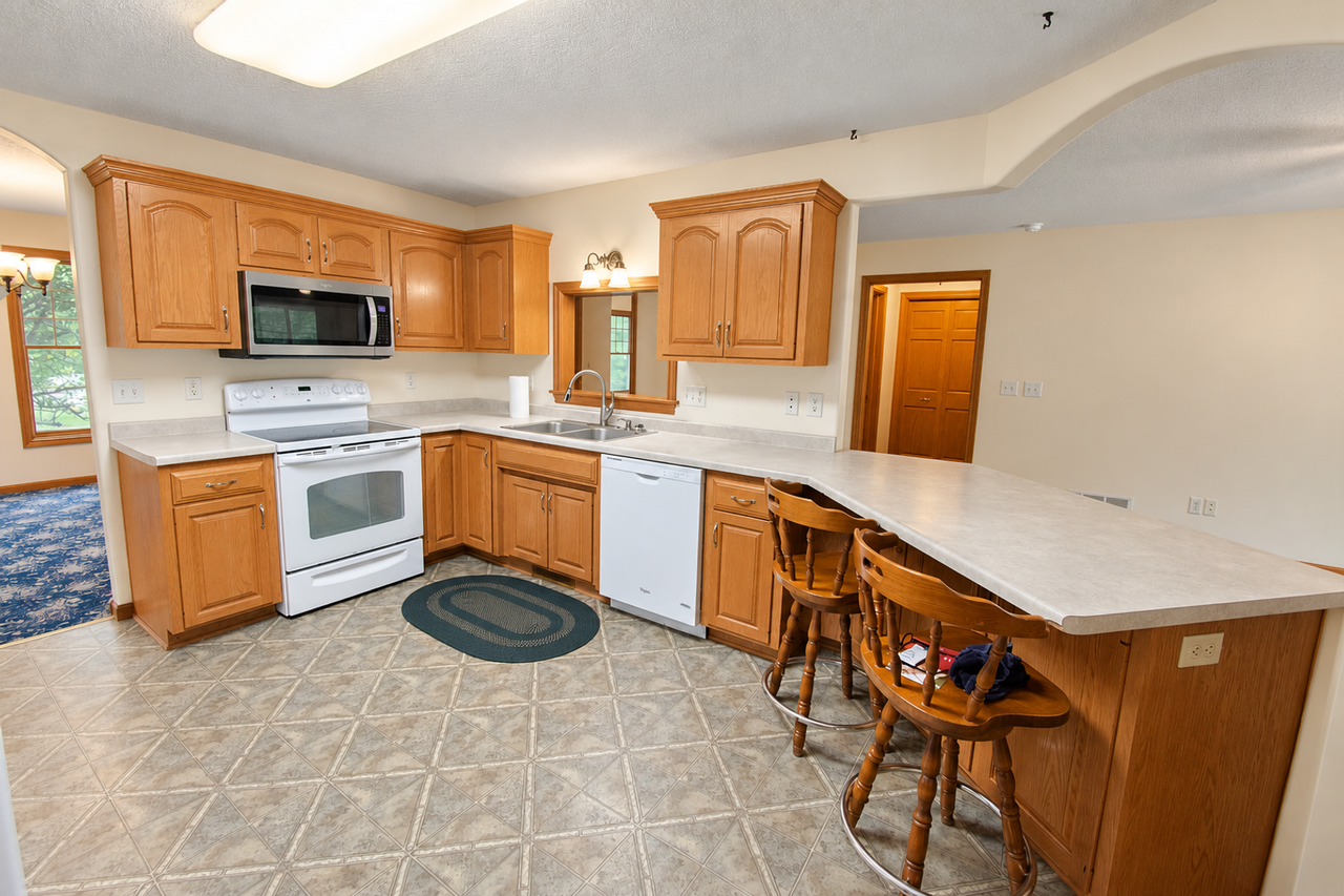 919 Baird Ln Ne - Photo 3 of 29
