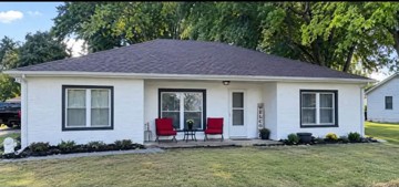 featured image of 606 40th St