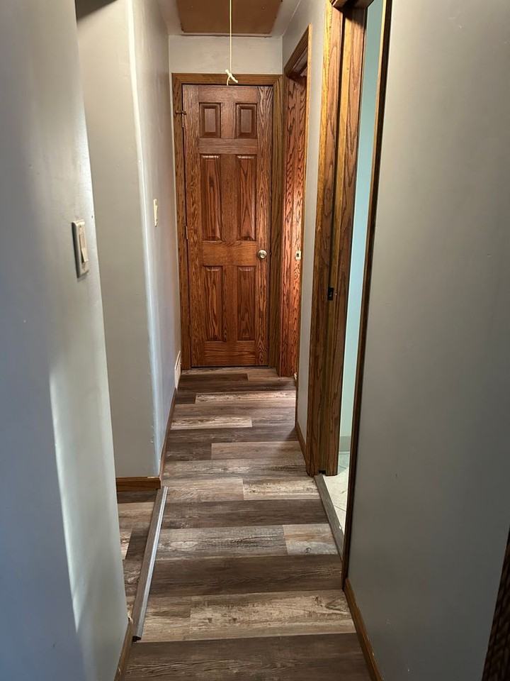 606 40th St - Photo 4 of 11