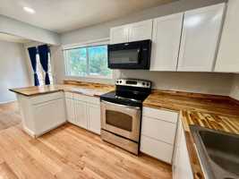 featured image of 2538 15th Ave