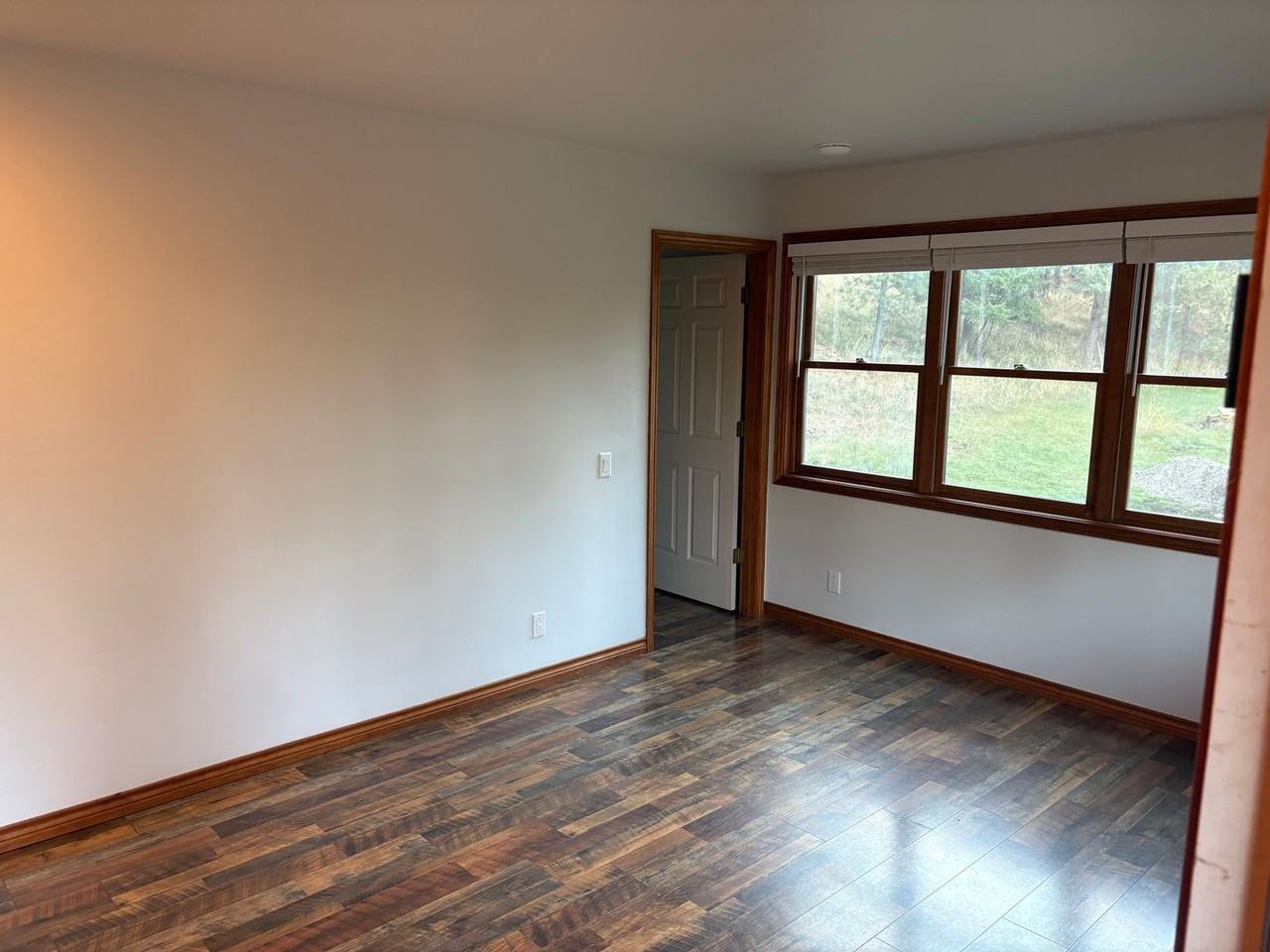 101 Hogue Dr - Photo 4 of 24