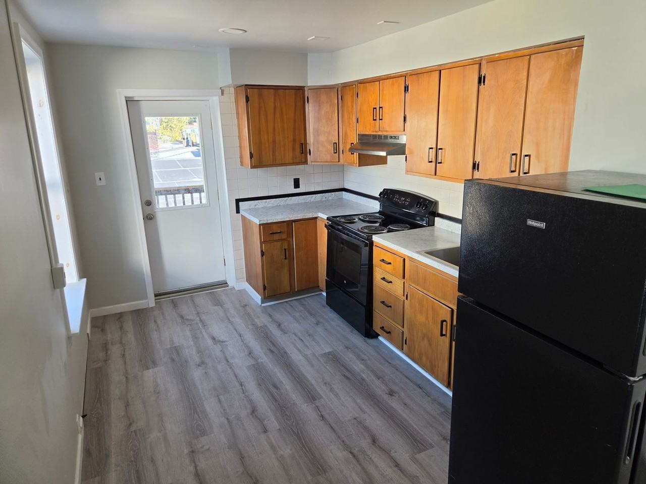 212 N Union St - Photo 2 of 6