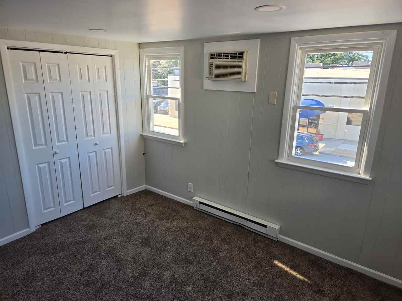 212 N Union St - Photo 4 of 6